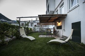 La Casa Di Carla Apartment